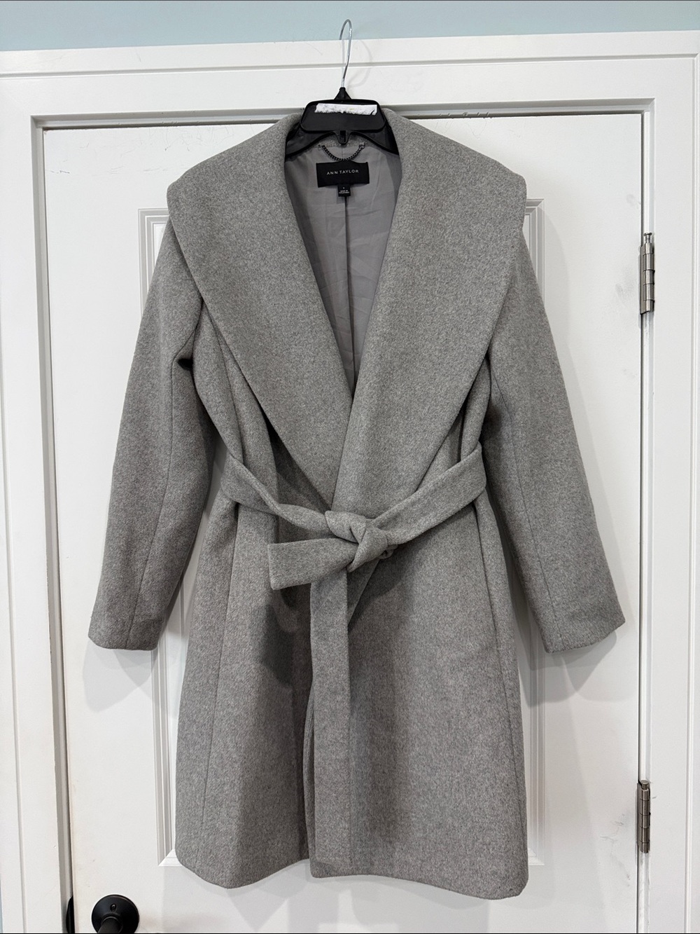 Ann Taylor Light Heather Gray Shawl Collar Belted Wrap Coat Small